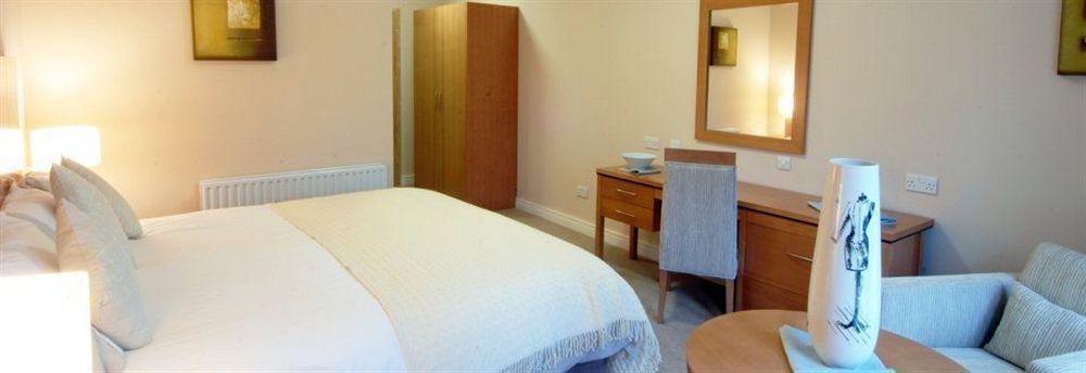 Breaffy Woods Hotel Каслбар Екстер'єр фото