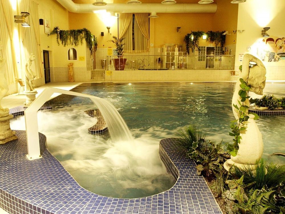 Breaffy Woods Hotel Каслбар Екстер'єр фото