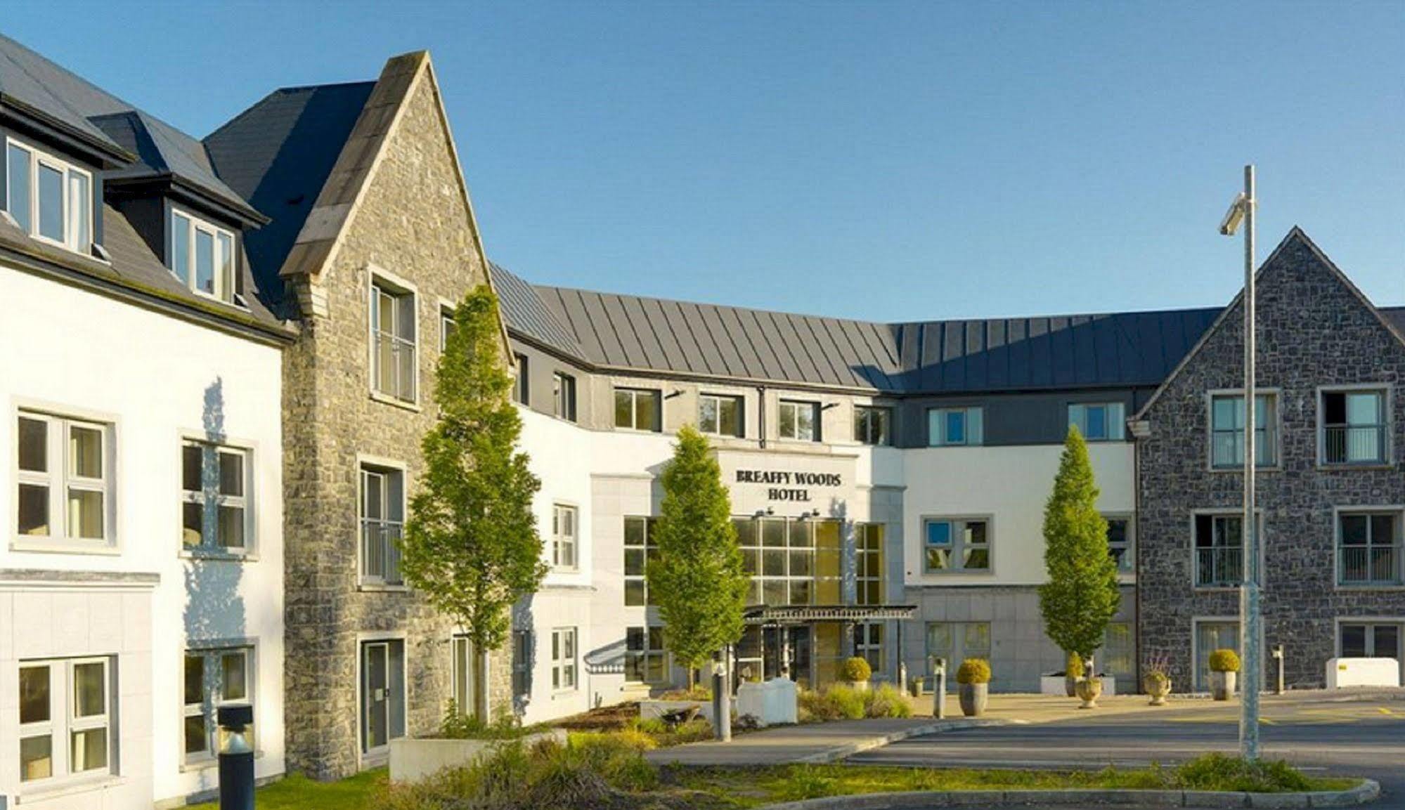 Breaffy Woods Hotel Каслбар Екстер'єр фото